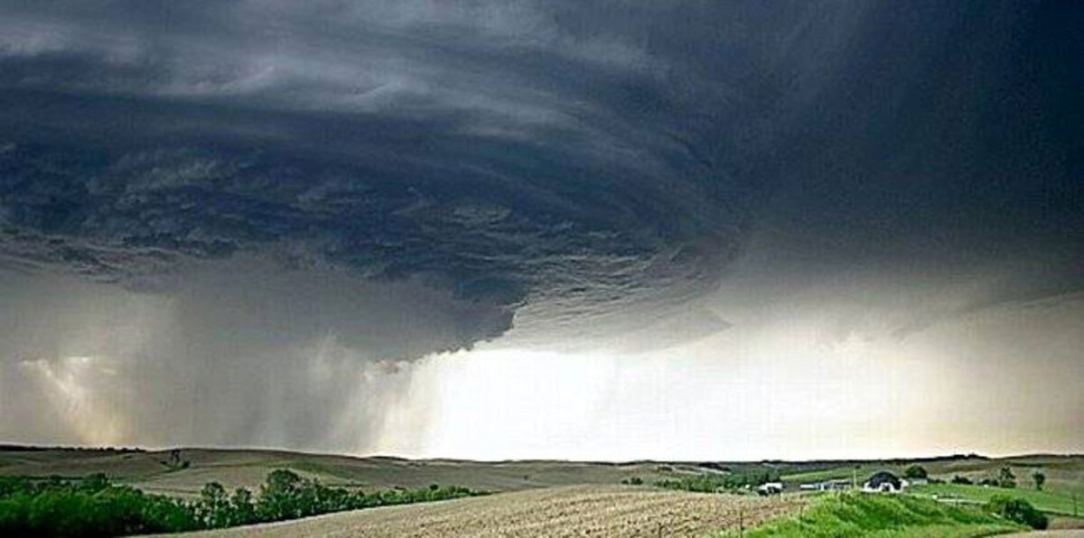 التغير المناخي يهدد الخليج‎ بأعاصير عاتية