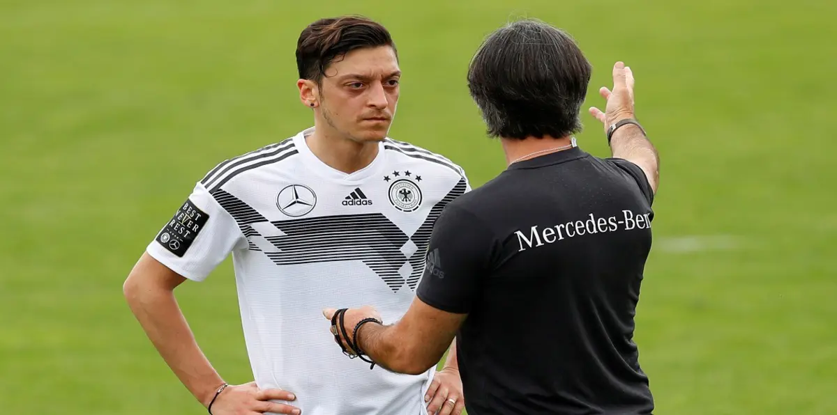 تأكد غياب مسعود أوزيل عن مباراة السعودية وألمانيا