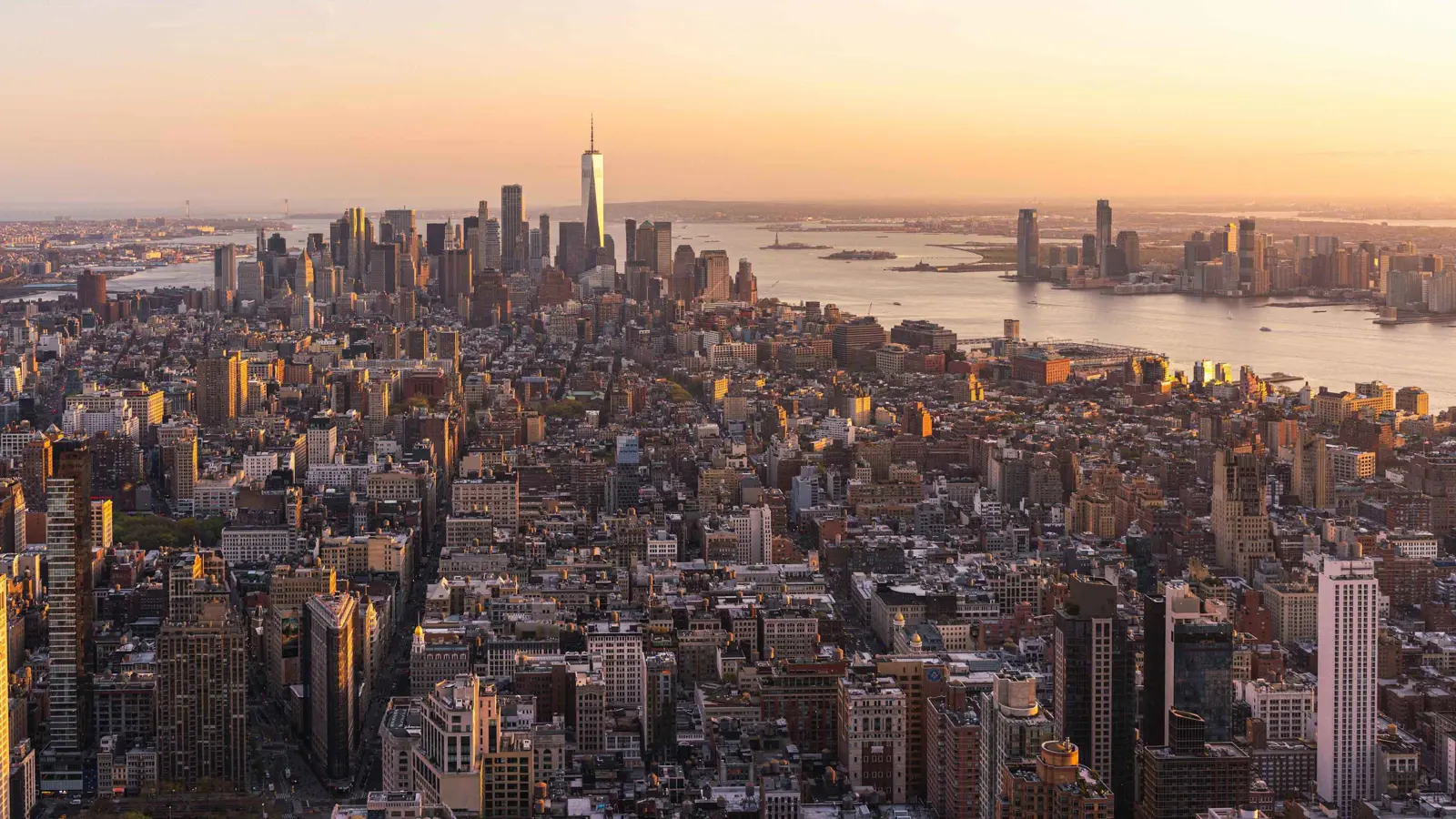 لإنقاذها من "الشيوعي" ممداني.. ترامب يتوعد بـ "الاستيلاء" على نيويورك