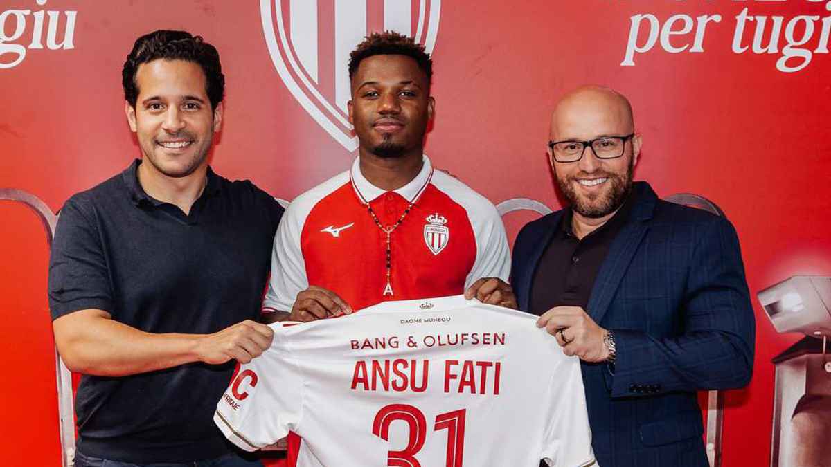 برشلونة يعلن رسميا تمديد عقد أنسو فاتي وإعارته إلى موناكو