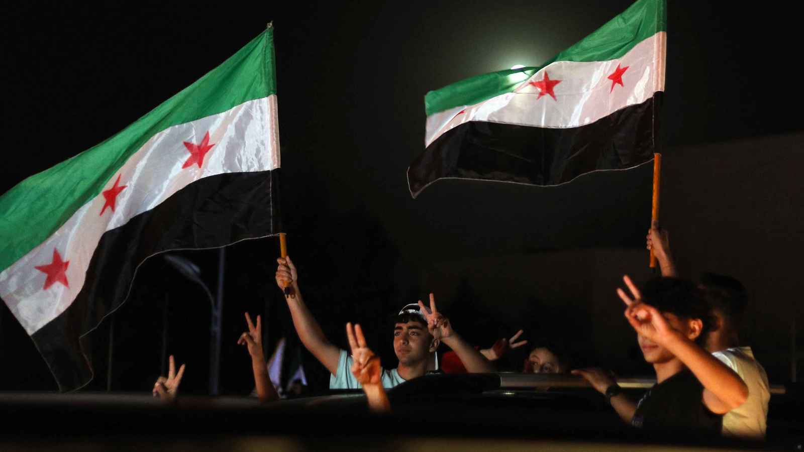 رفع أم تخفيف للعقوبات.. "وعد ترامب" يفجر جدلا واسعا في واشنطن ودمشق