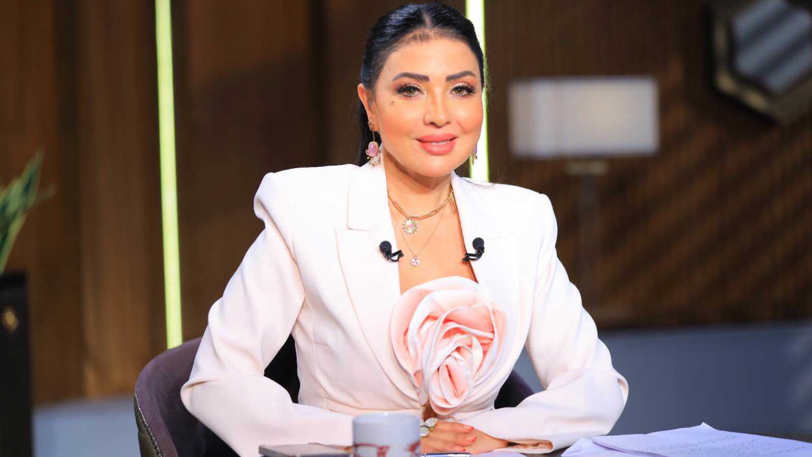 سهير جودة تعلق على أزمة برنامج منى الشاذلي و"اللوحات المسروقة"