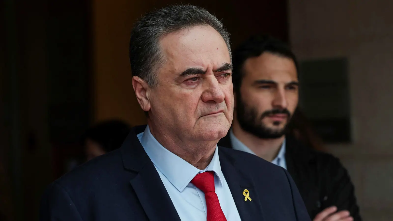 كاتس يتوعد حماس.. تسليم الرهائن أو الهزيمة الكاملة