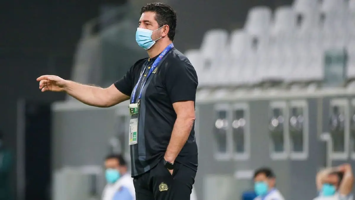 الفيفا يلزم نادي النصر بسداد 8.5 مليون يورو للمدرب روي فيتوريا والاتحاد 4 ملايين دولار لبالميراس