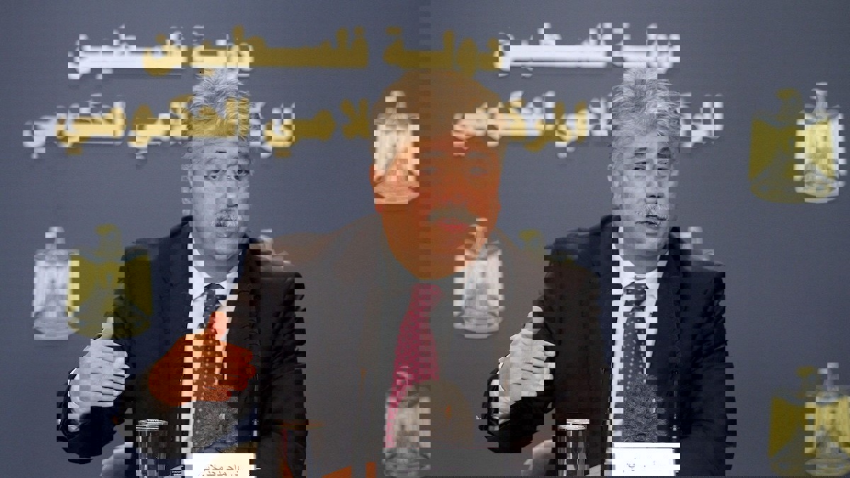 وزير فلسطيني: سنحاسب "حماس" على سرقة المساعدات وبيعها في أسواق غزة