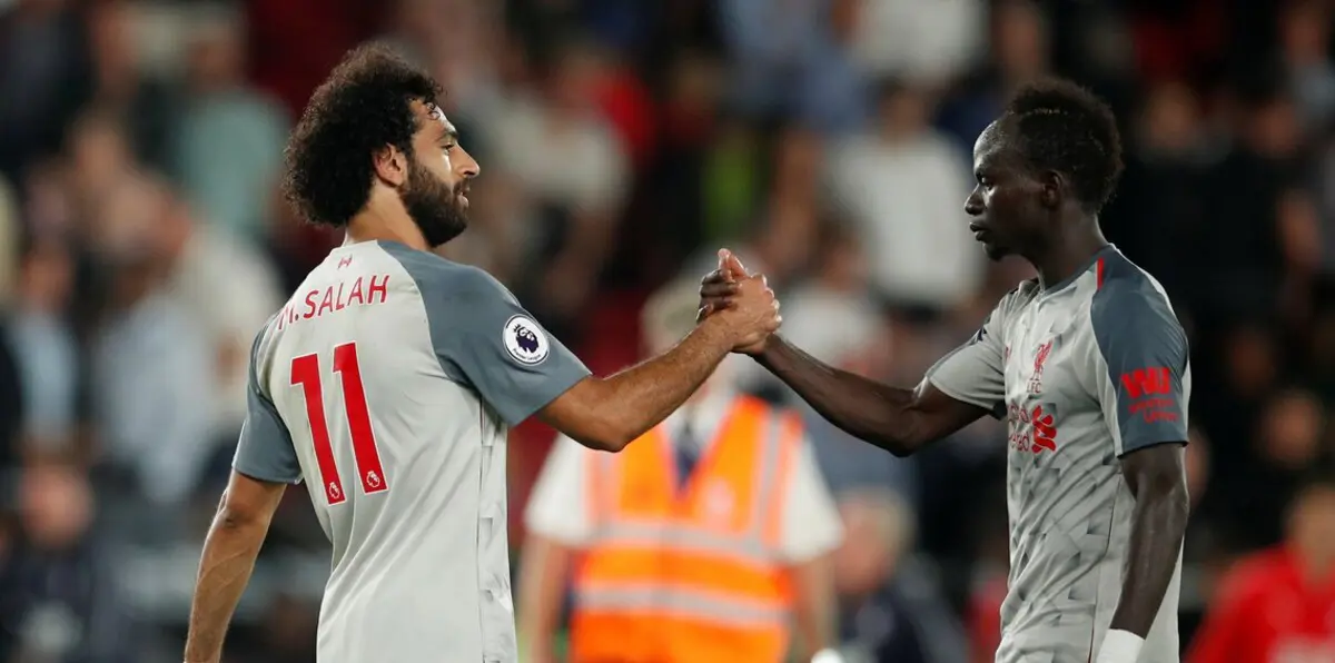 متى يتدخل كلوب لإنهاء صراع محمد صلاح وماني في نادي ليفربول؟