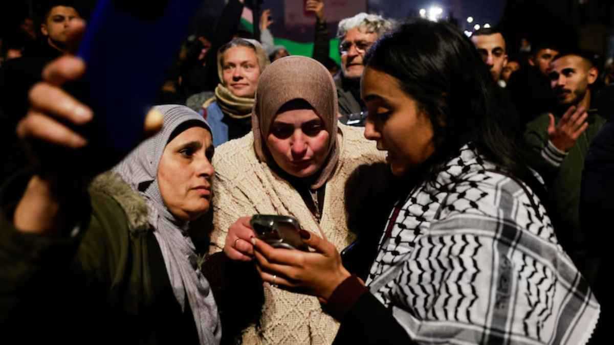 إسرائيل توافق على ترقية خدمات المحمول في الضفة الغربية للجيل الرابع