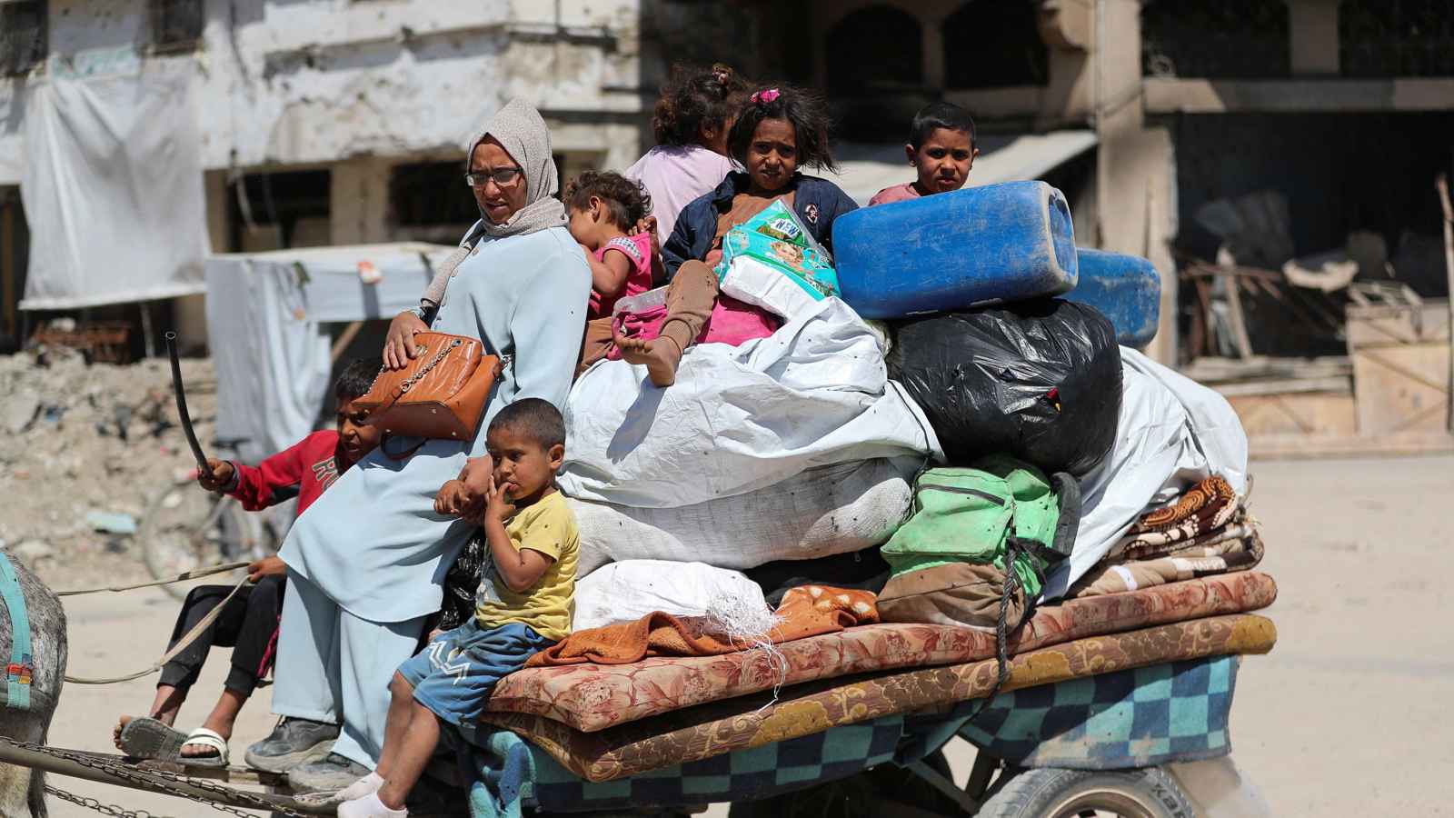 "حكومة غزة" تعلن دخول أولى مراحل المجاعة رسمياً