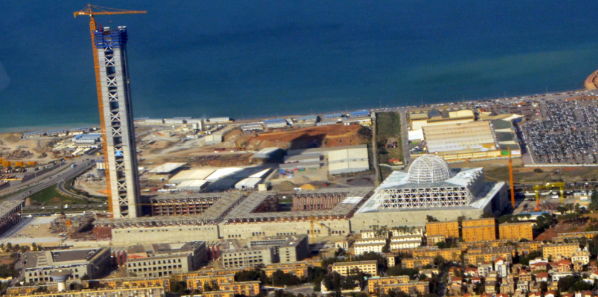 بوتفليقة يخصص جائزة باهظة لمن يمدح جامع الجزائر الأعظم