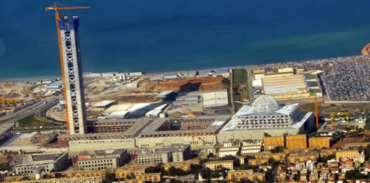 بوتفليقة يخصص جائزة باهظة لمن يمدح جامع الجزائر الأعظم