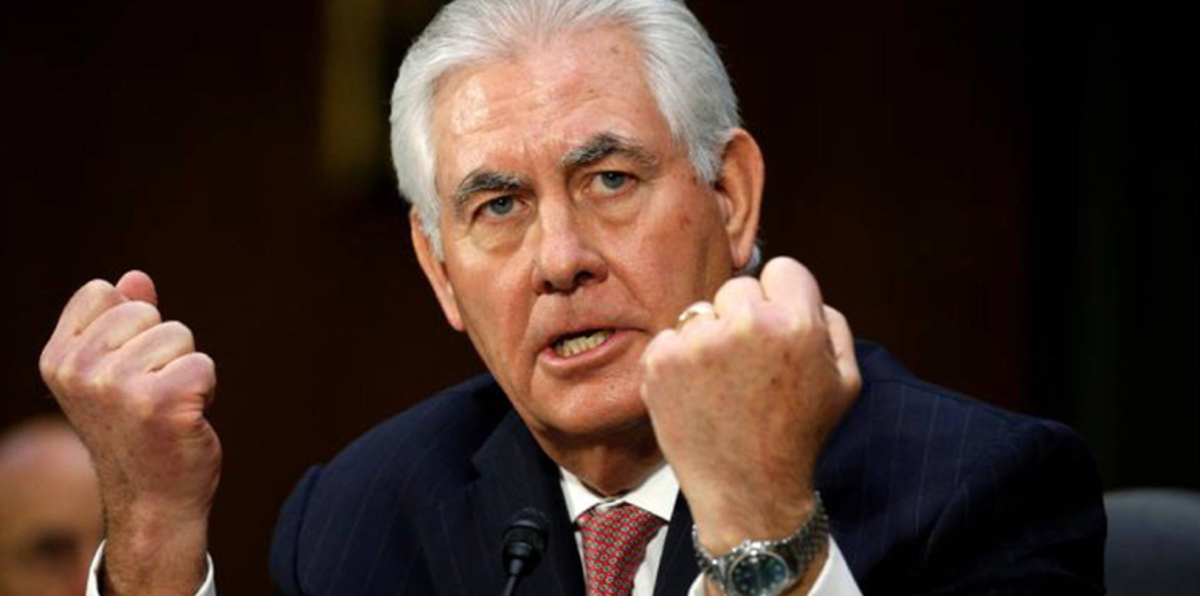 تيلرسون ينقل الموقف من سوريا إلى موسكو .. وترامب يتولى زعامة الغرب