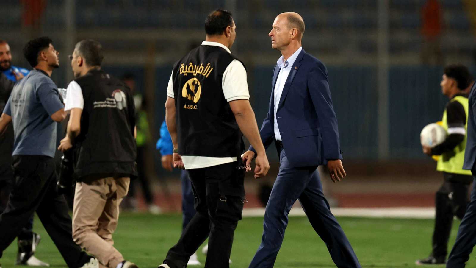 مصير توروب.. من سيقود الأهلي المصري أمام الزمالك؟ 