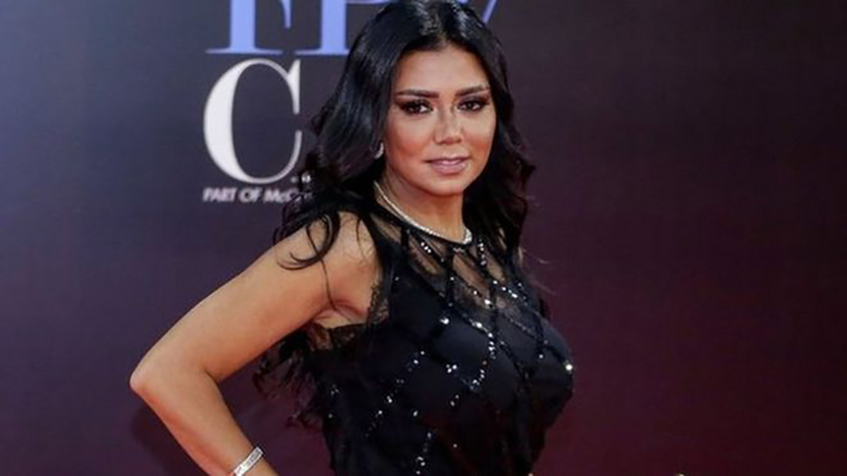 في أول ظهور لها بعد "أزمة الفستان".. رانيا يوسف تكشف حقيقة ما حدث (فيديو)