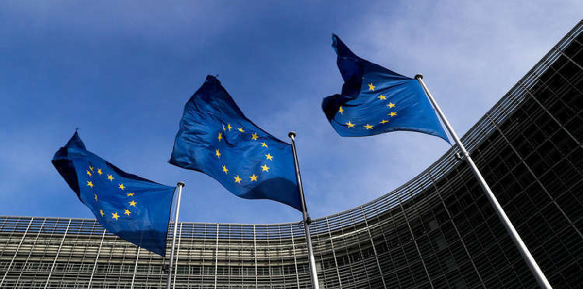 زعماء الاتحاد الأوروبي يتوصلون لاتفاق بشأن الهجرة.. ميركل تصفه بـ"الإيجابي" وماكرون يراه "انتصارًا"