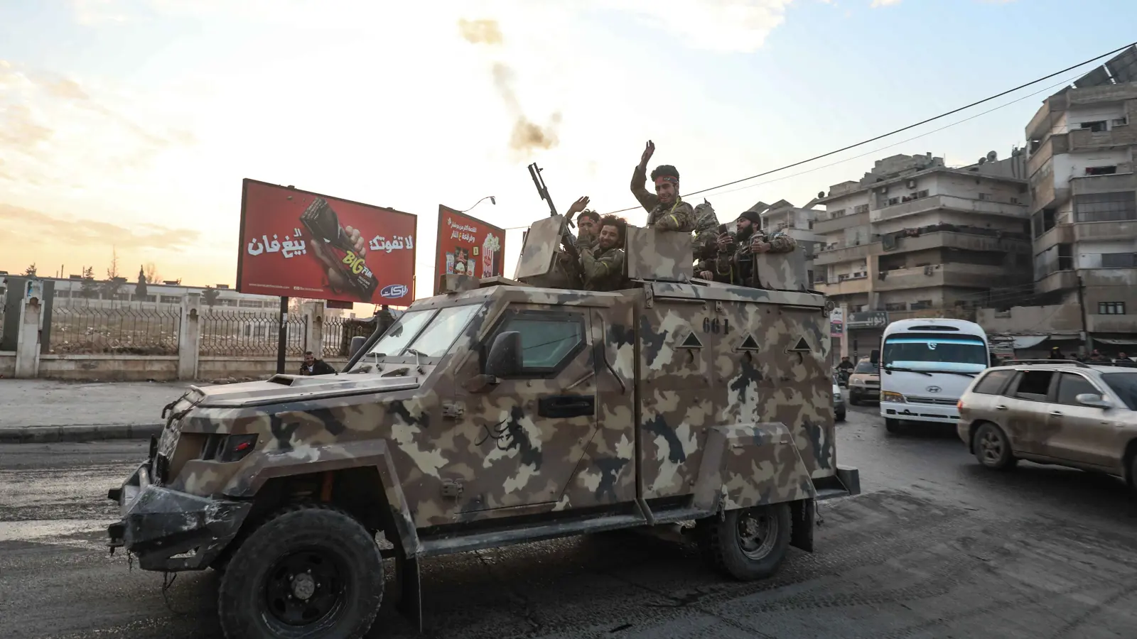 "معركة جديدة".. الفصائل المسلحة تتجه إلى حمص (فيديو)