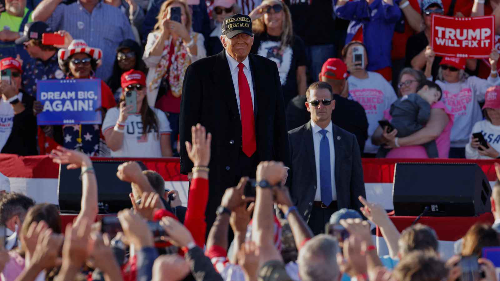 حركة “إنكار الانتخابات”.. الخطر الذي تخشاه الولايات المتحدة