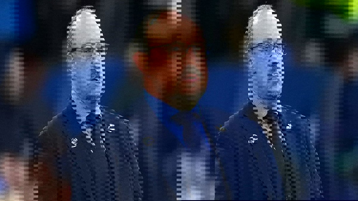 إقالة رافاييل بينيتيز من تدريب إيفرتون