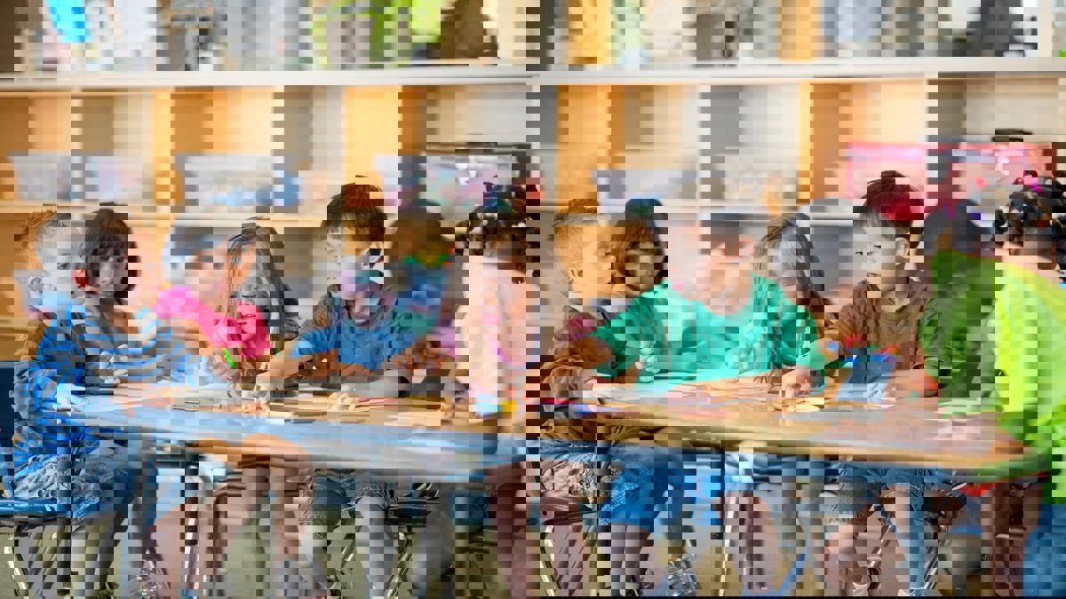 ما هي الأمراض المنقولة عن طريق الهواء وكيف يمكن وقاية الأطفال منها؟