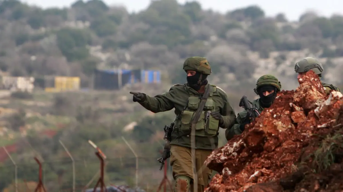 قناة عبرية: تأهب إسرائيلي تحسبًا لعملية "محتملة" من حزب الله