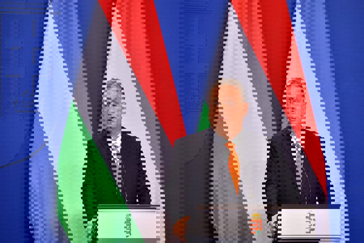 "خذوا قبعاتكم وارحلوا".. رئيس وزراء المجر يهاجم مسؤولي الاتحاد الأوروبي