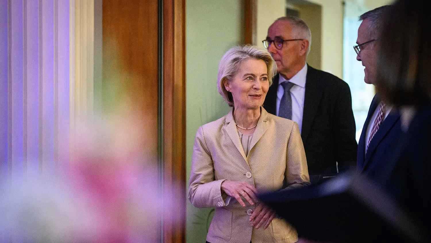 من يقود المعركة.. تصدع في الجبهة الغربية بسبب العقوبات على روسيا