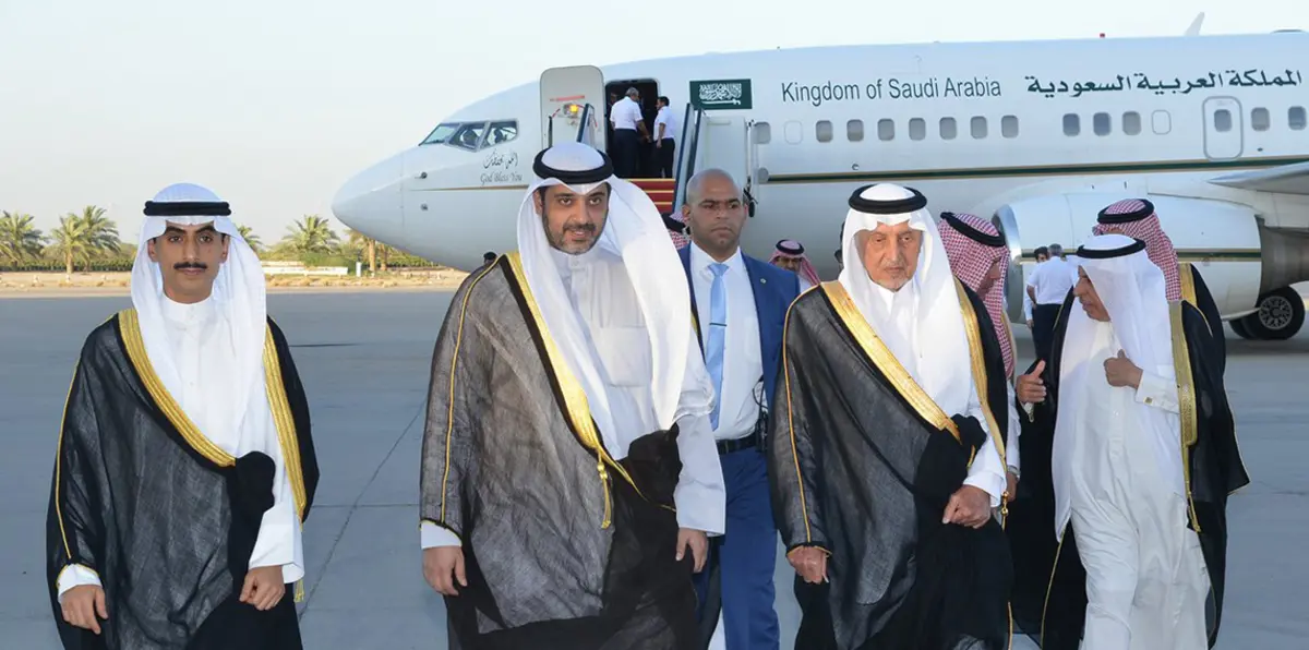 مستشار الملك سلمان الأمير خالد الفيصل يصل الكويت في زيارة غير معلنة‎