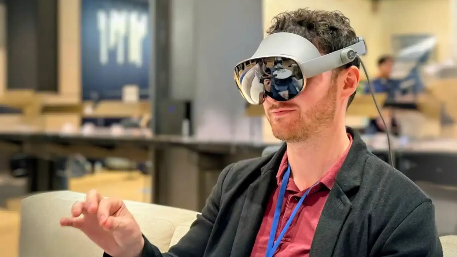 من نظارات ميتا إلى هاتف ثلاثي الطي.. أكثر 5 منتجات تقنية ابتكارًا في 2025