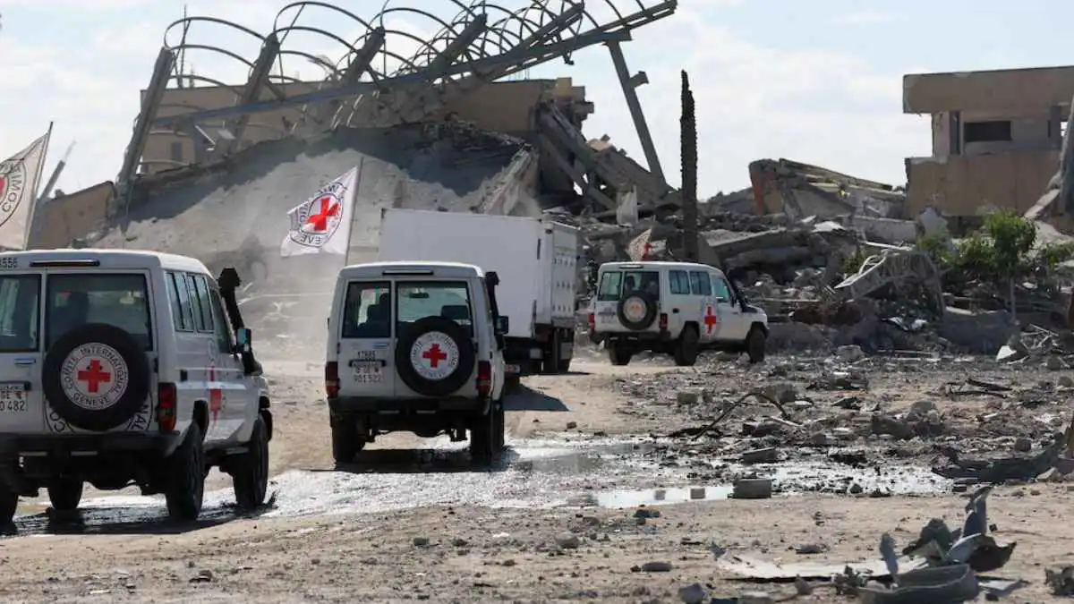 الجيش الإسرائيلي: الصليب الأحمر تسلم رفات رهينة من غزة