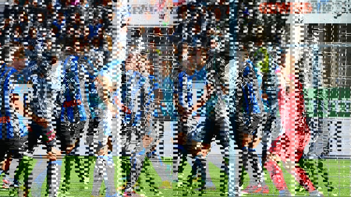 ترتيب الدوري الإيطالي: النيران الصديقة تمنح إنتر ميلان فوزا مثيرا على أتلانتا (فيديو)