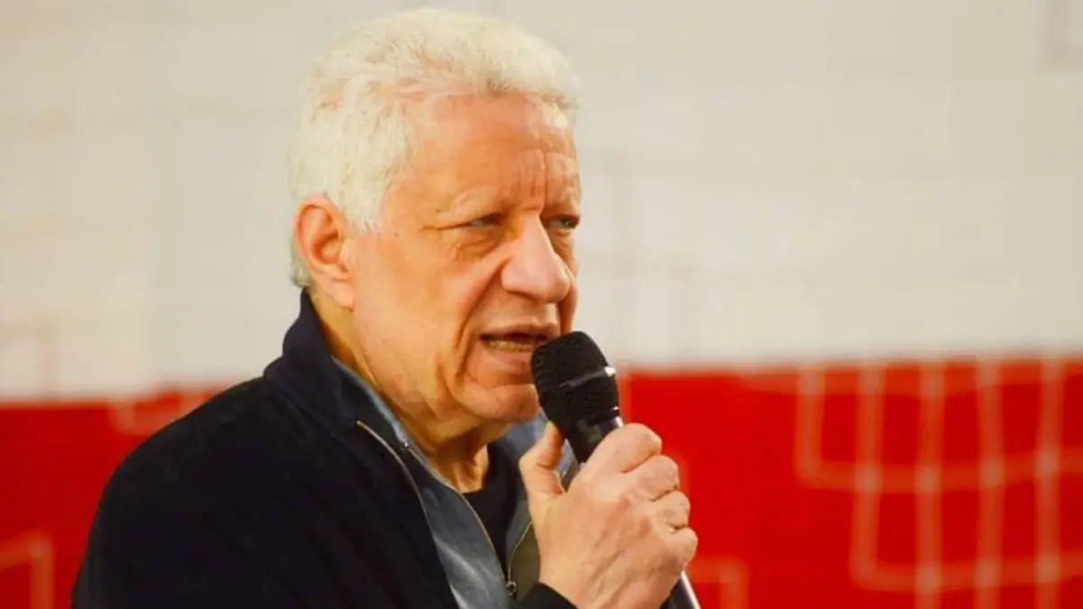 مدحت عبدالهادي يعتدي على جامع الكرات.. ورد فعل قوي من مرتضى منصور (فيديو)