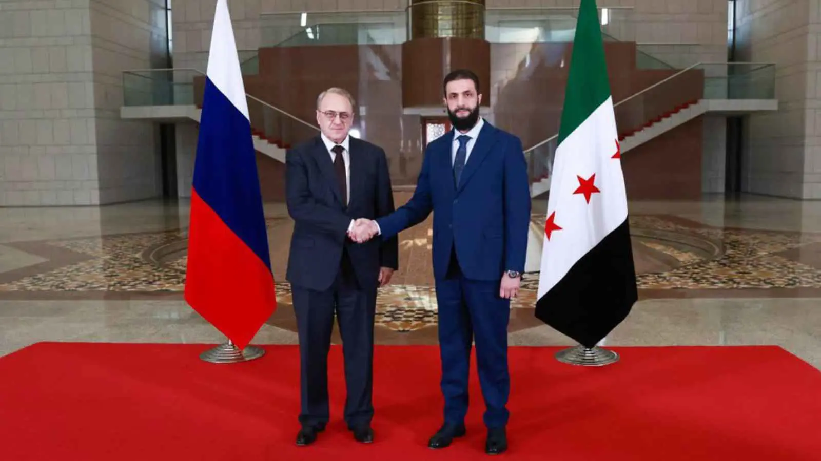 "تسليم الأسد".. تفاصيل ما دار بين الشرع والوفد الروسي في دمشق