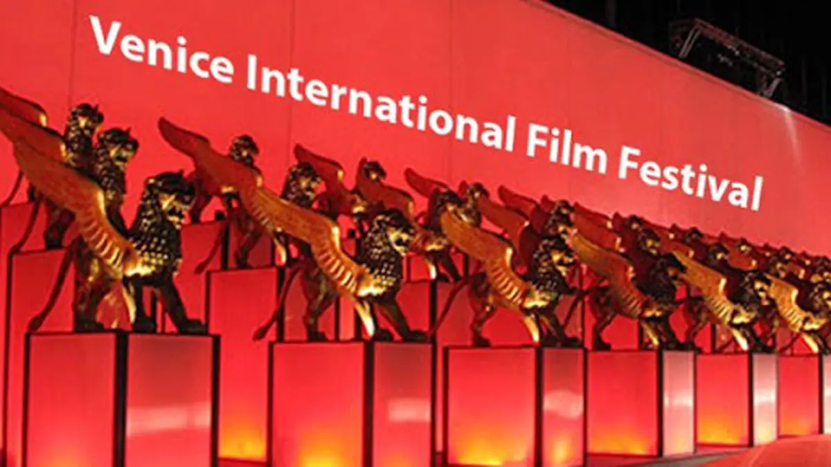 افتتاح مهرجان البندقية بتعبير عن التضامن مع صناعة السينما المتضررة من جائحة كورونا