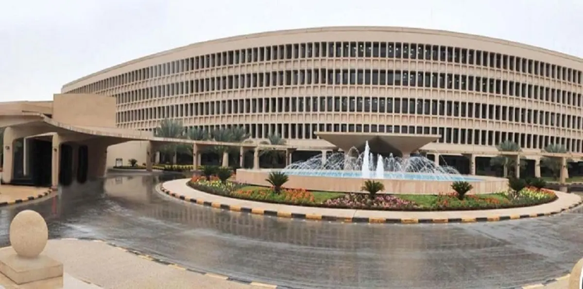 السعودية.. تقرير يكشف تجاوزات ضخمة في "وزارة الحرس الوطني"