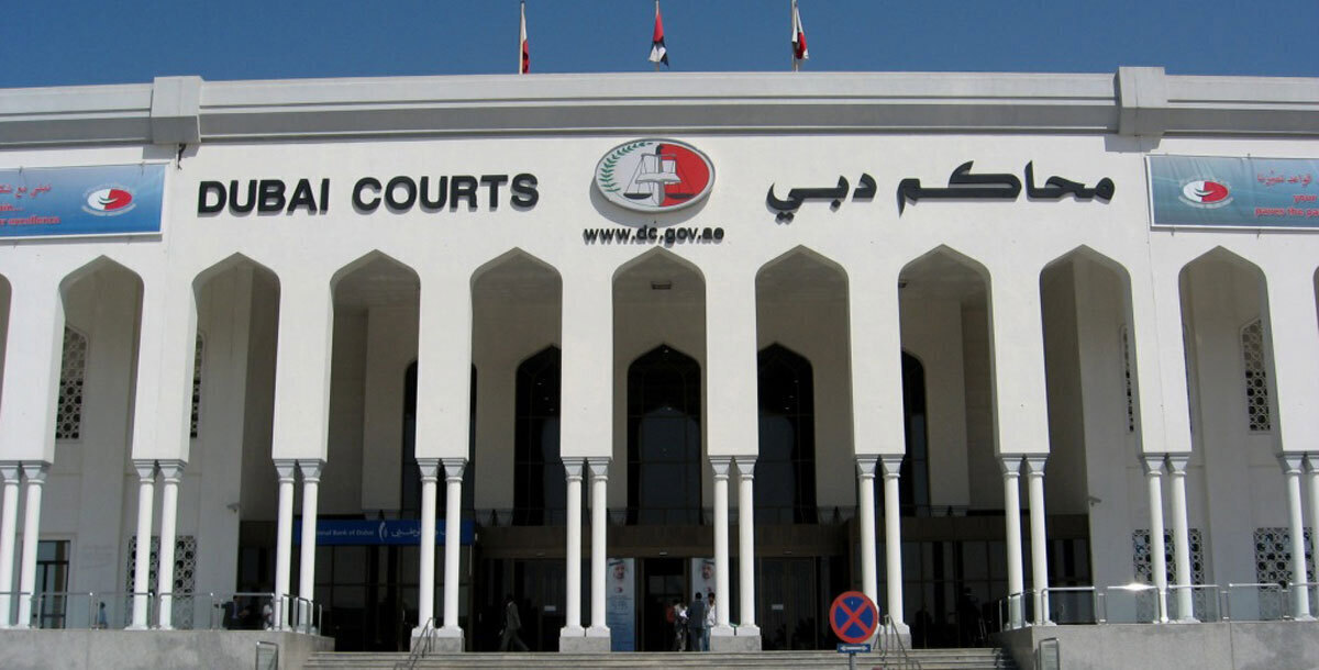محاكمة في دبي تكشف تفاصيل "مثيرة" عن سيدتين أجبرتا قاصرات على العمل بالدعارة