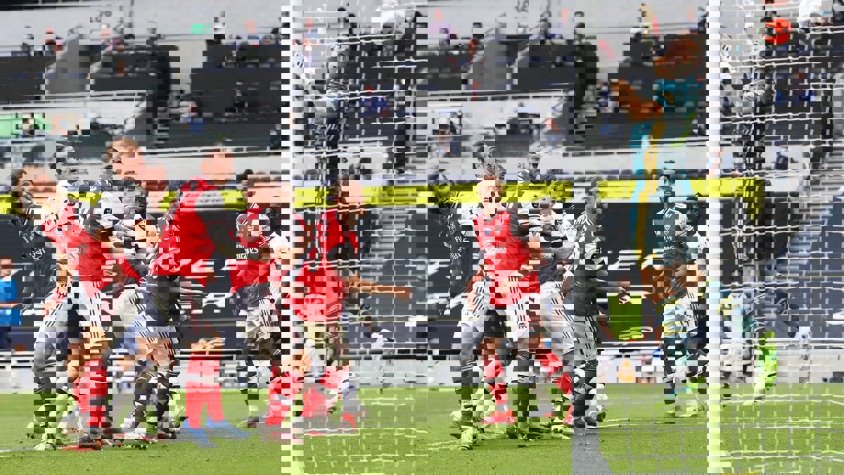 توتنهام يخطف فوزًا دراميًا من آرسنال في الدوري الإنجليزي