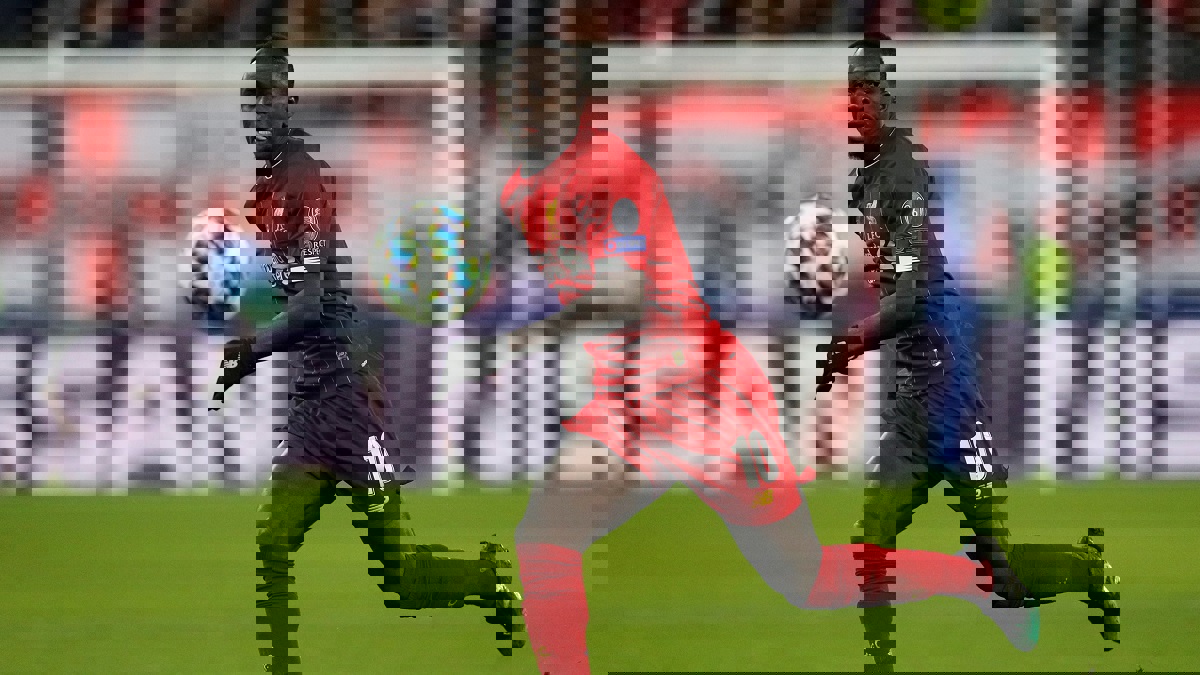 نادي ليفربول يطالب ساديو ماني بالرد على شائعات الانتقال إلى ريال مدريد