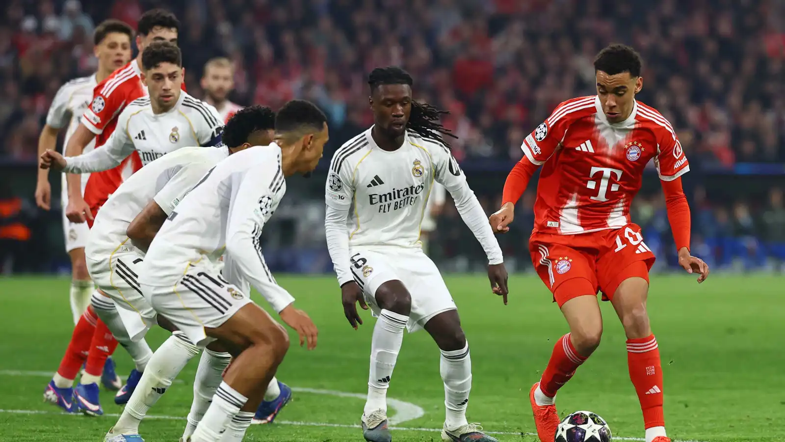 بعد كارثة دوري الأبطال.. 4 نجوم مهددون بالطرد من ريال مدريد