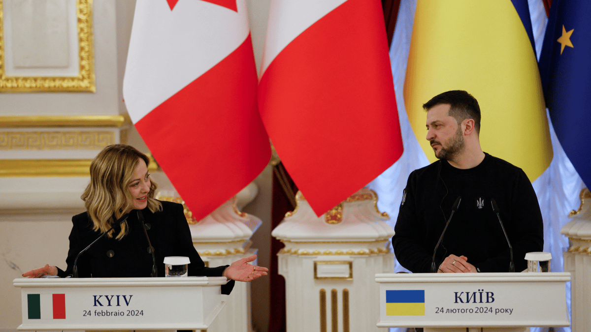 زيلينسكي: أوكرانيا وقعت اتفاقا أمنيا مع إيطاليا وكندا 