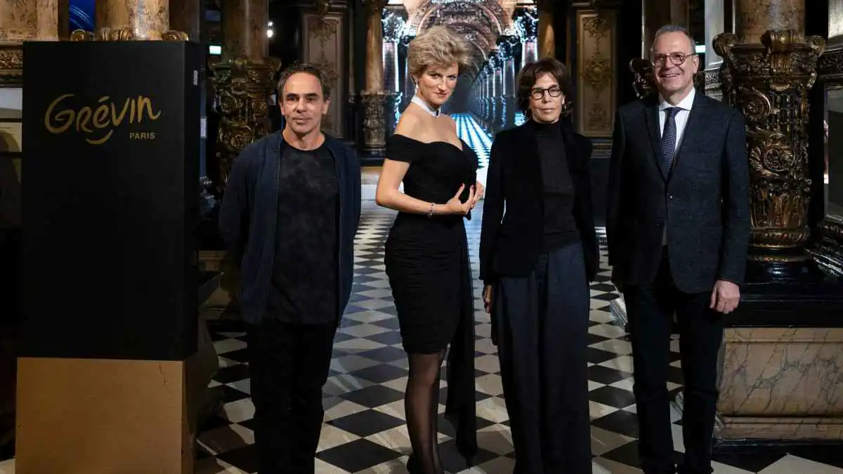 بعد غياب.. الأميرة ديانا تعود إلى متحف "غريفان" بفستان الانتقام