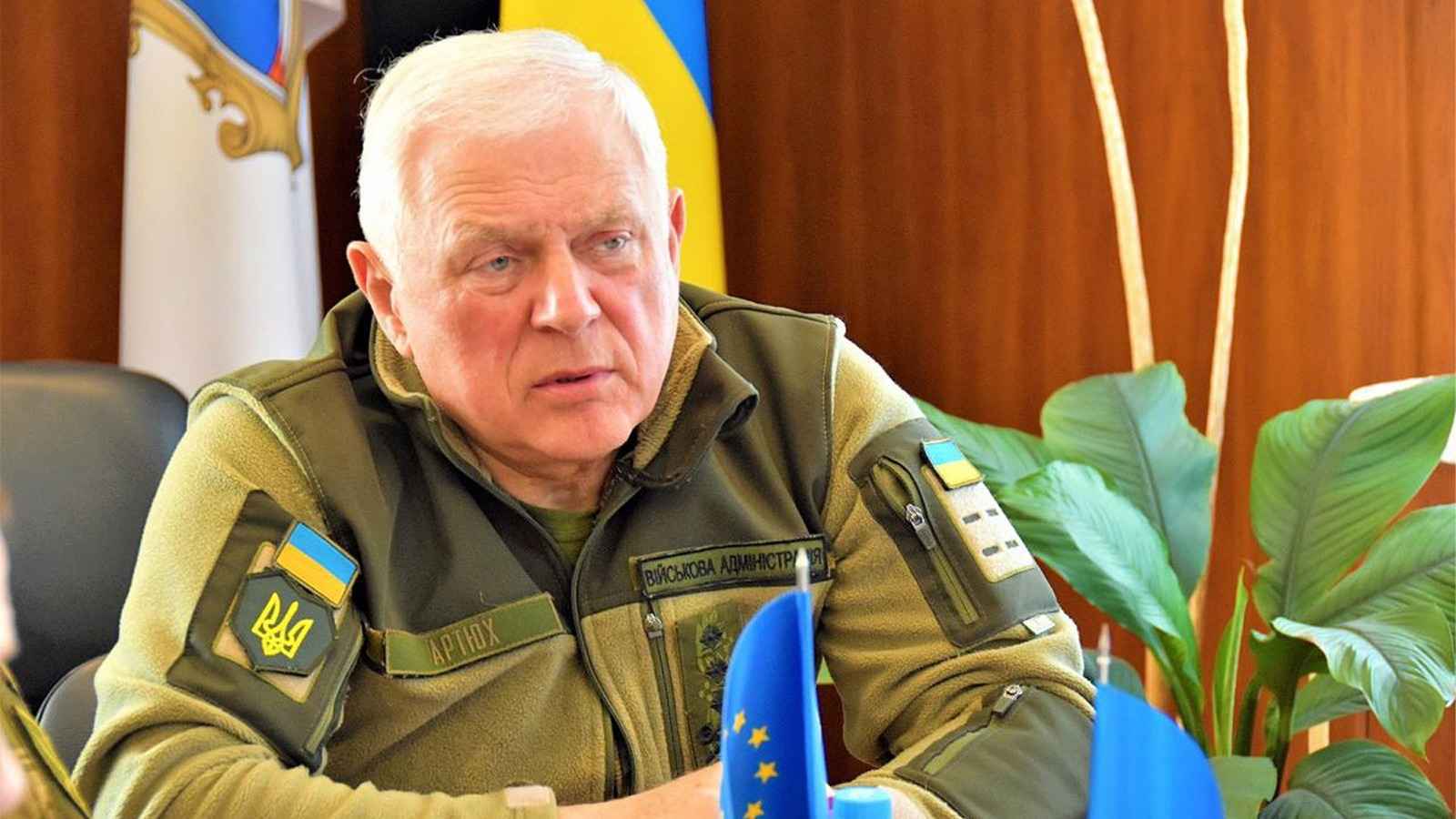 زيلينسكي يقيل حاكم سومي على خلفية الهجوم الروسي