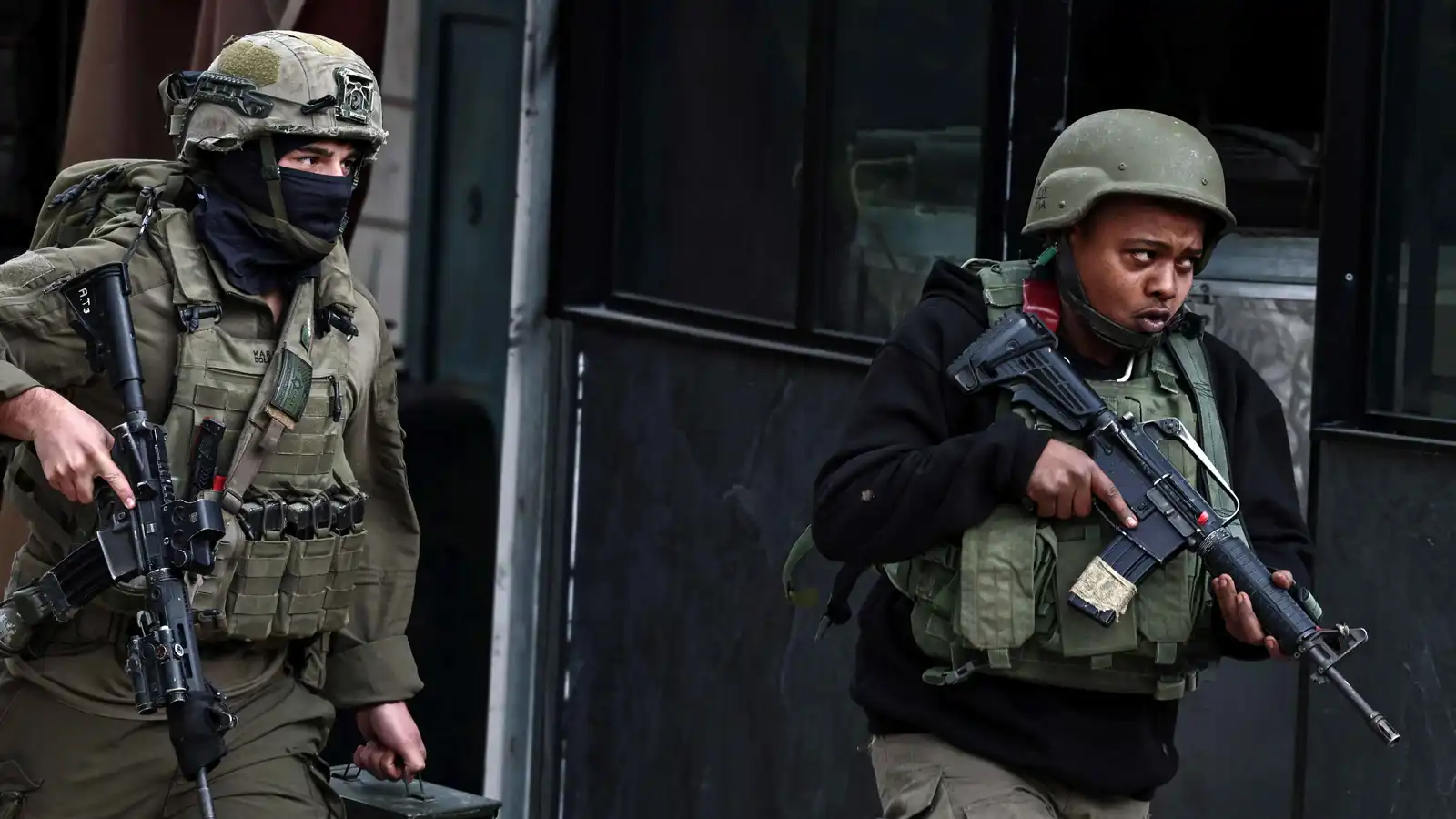 اقتحامات إسرائيلية في الضفة الغربية وسيلة الحارثية تتحول لثكنة عسكرية