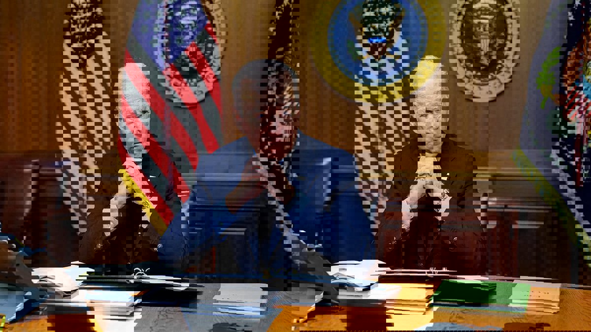 قبيل الانتخابات.. بايدن يدرس فرض ضريبة جديدة على الأثرياء