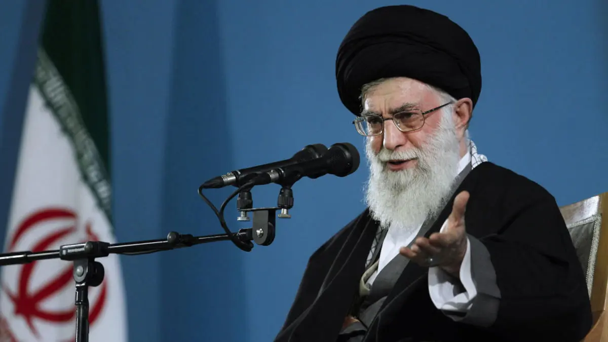 بعد العقوبات الجديدة على إيران.. خامنئي يشن هجوماً حاداً على ترامب