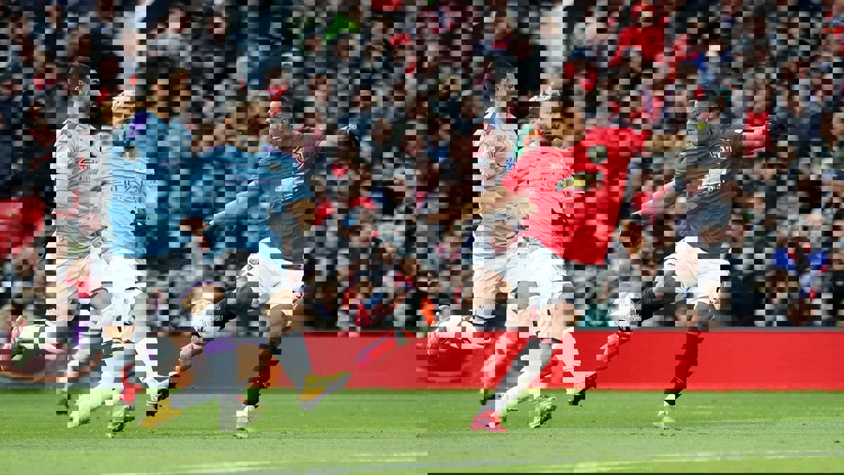 أهداف مباراة مانشستر يونايتد ومانشستر سيتي.. 2/0 للشياطين الحمر (فيديو)