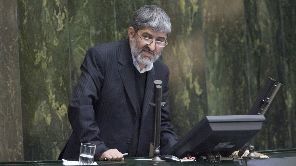 مسؤول إيراني: "عنجهية المتشددين" تسببت بانسحاب ترامب من الاتفاق النووي