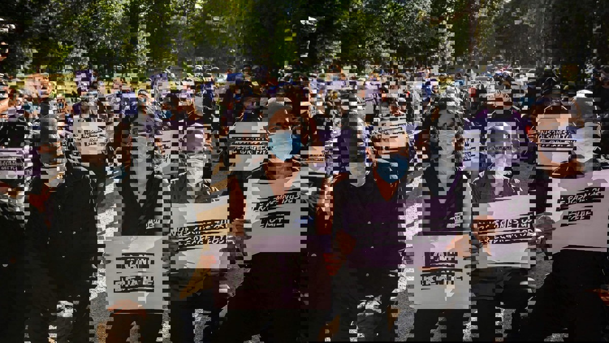 الاستخبارات الأمريكية تخالف ترامب: لا دليل على قيادة متطرفة للاحتجاجات