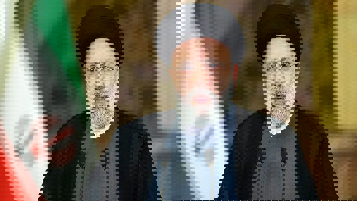 الرئيس الإيراني: متابعة دقيقة لملف مهسا أميني ومؤامرة الأعداء فشلت