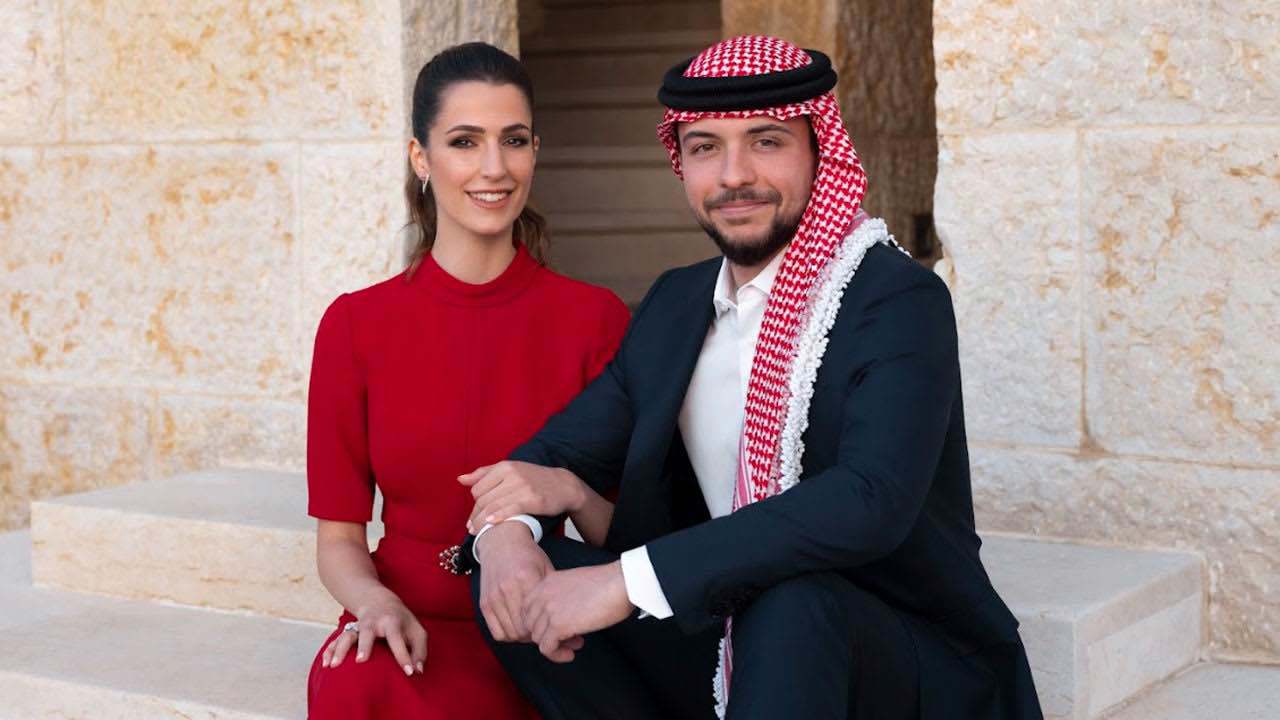 تفاعل الأميرة رجوة مع هتاف مشجع يُشعل منصات التواصل (فيديو)