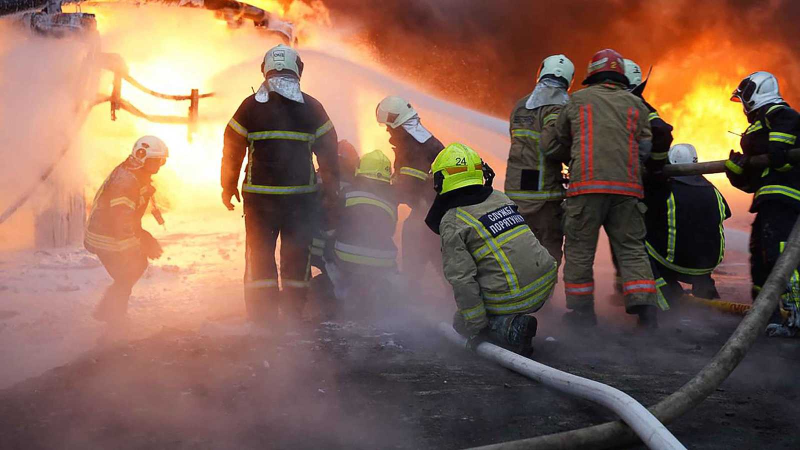 مفاوضات ميامي السرية.. هل تُفرض تسوية على كييف للتنازل عن الأرض؟