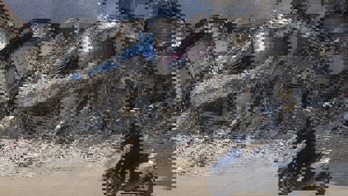 تركيا تحظر تسريح الموظفين وتدعم الأجور في منطقة الزلزال
